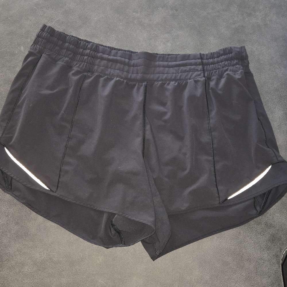 Lululemon Black Hottie Hots